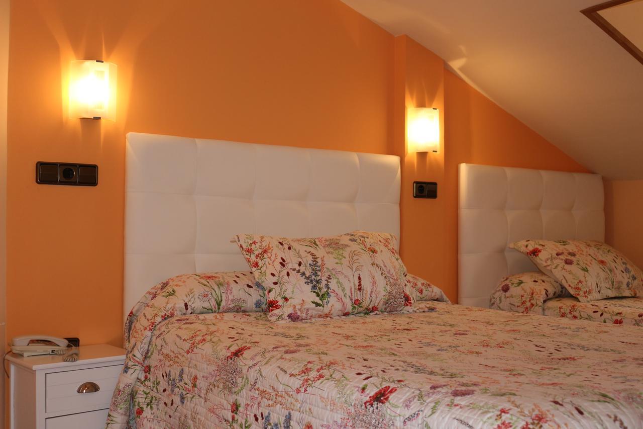 Hostal Don Jaime II Segovia Dış mekan fotoğraf