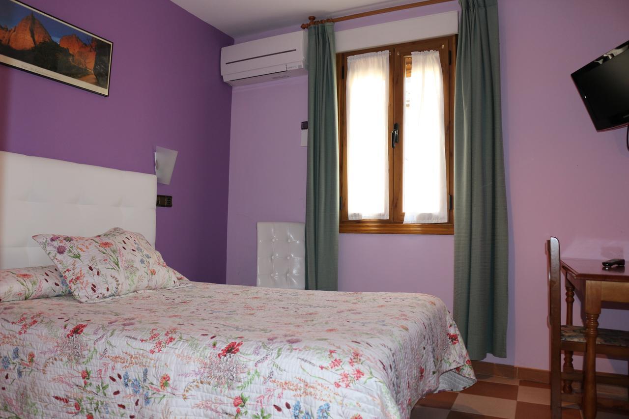 Hostal Don Jaime II Segovia Dış mekan fotoğraf